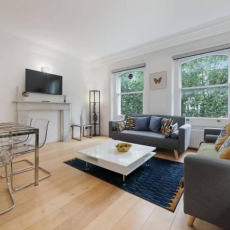 Knightsbridge Two Bed Apartment Londra Esterno foto